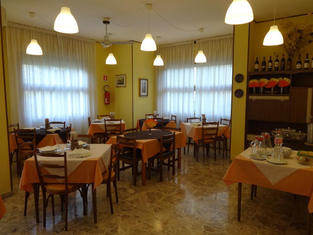 Hotel Saturno Chianciano Terme Exterior photo