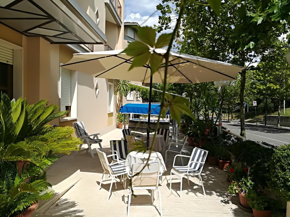 Hotel Saturno Chianciano Terme Exterior photo