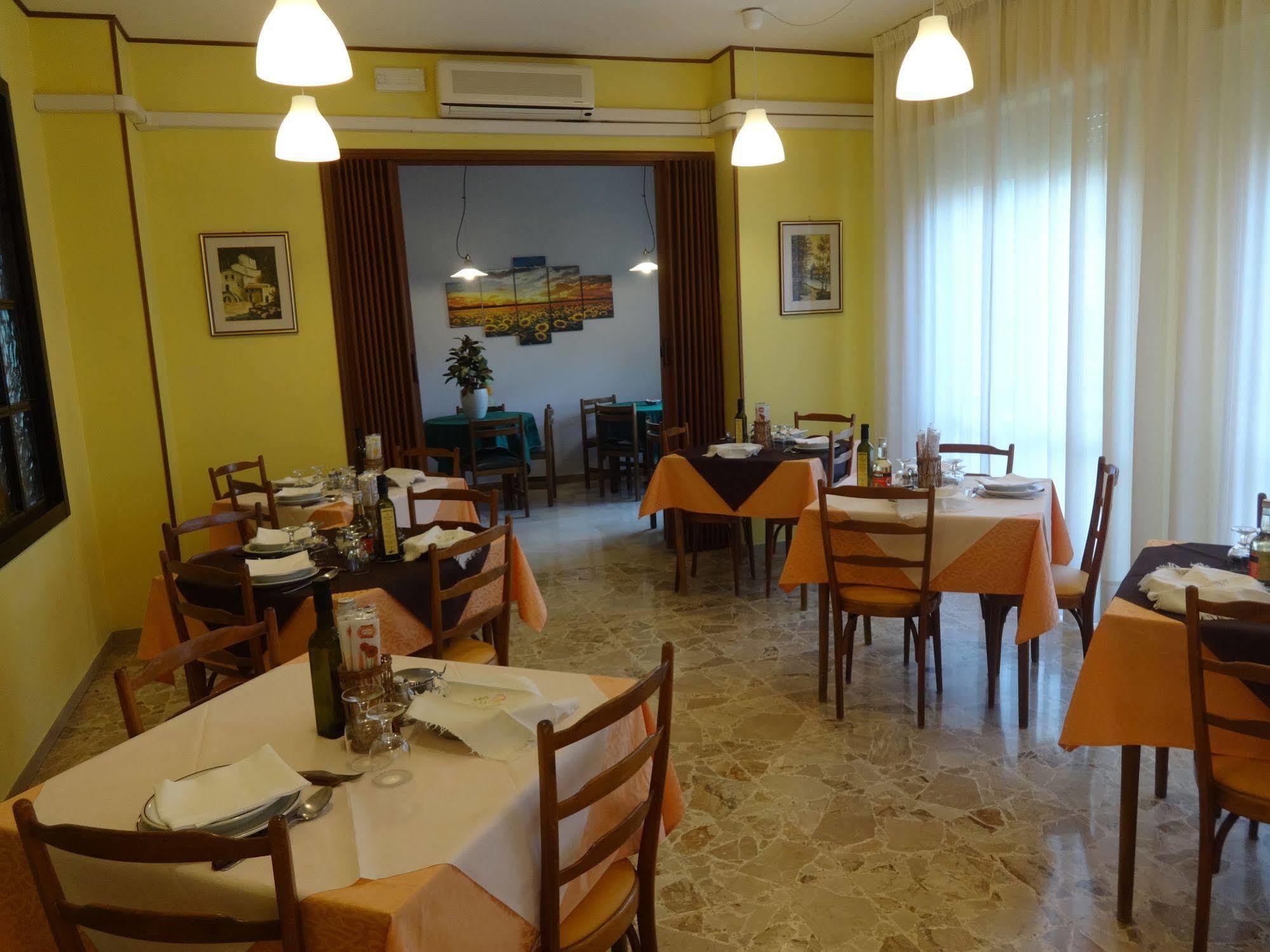 Hotel Saturno Chianciano Terme Exterior photo