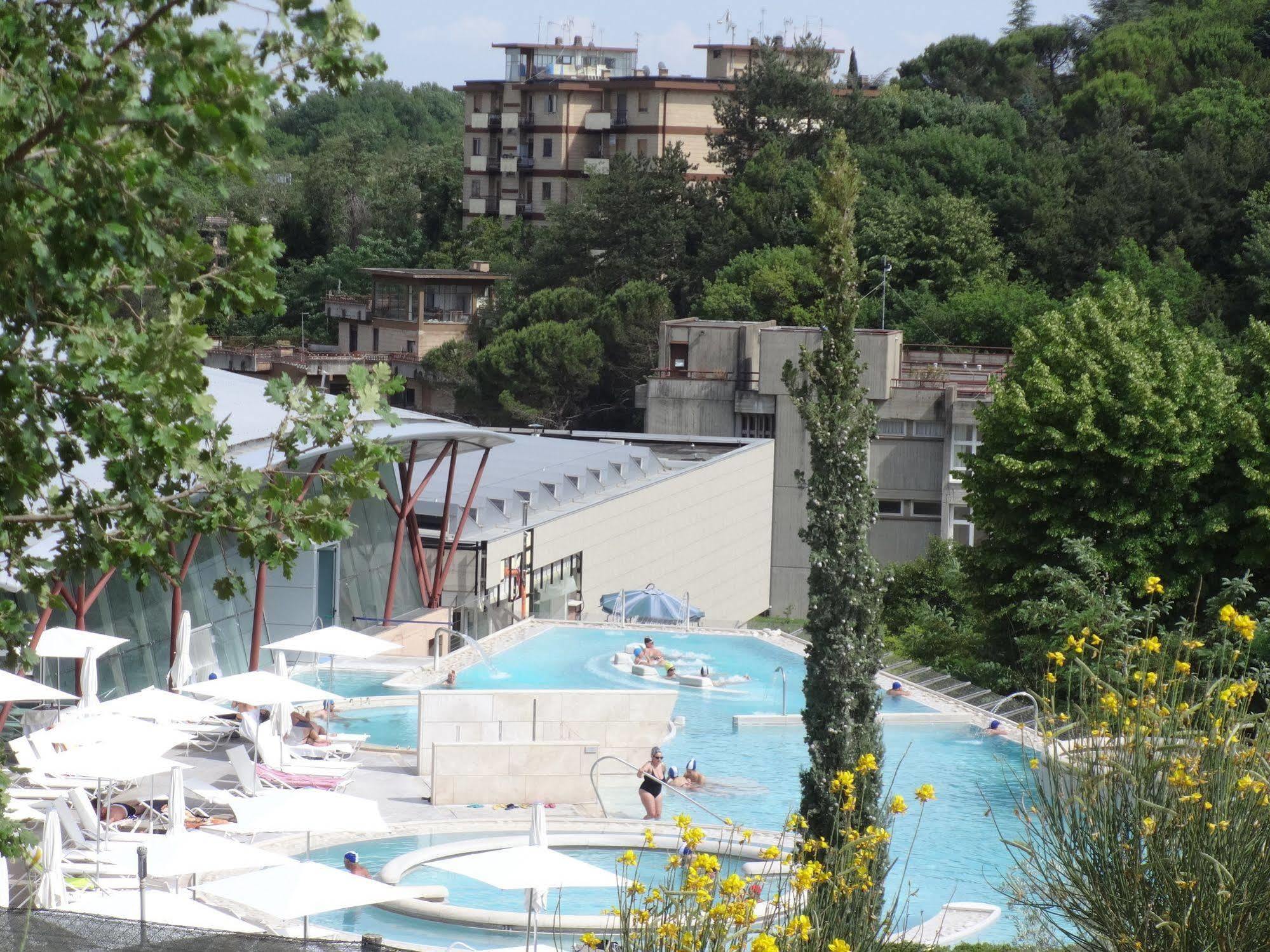 Hotel Saturno Chianciano Terme Exterior photo