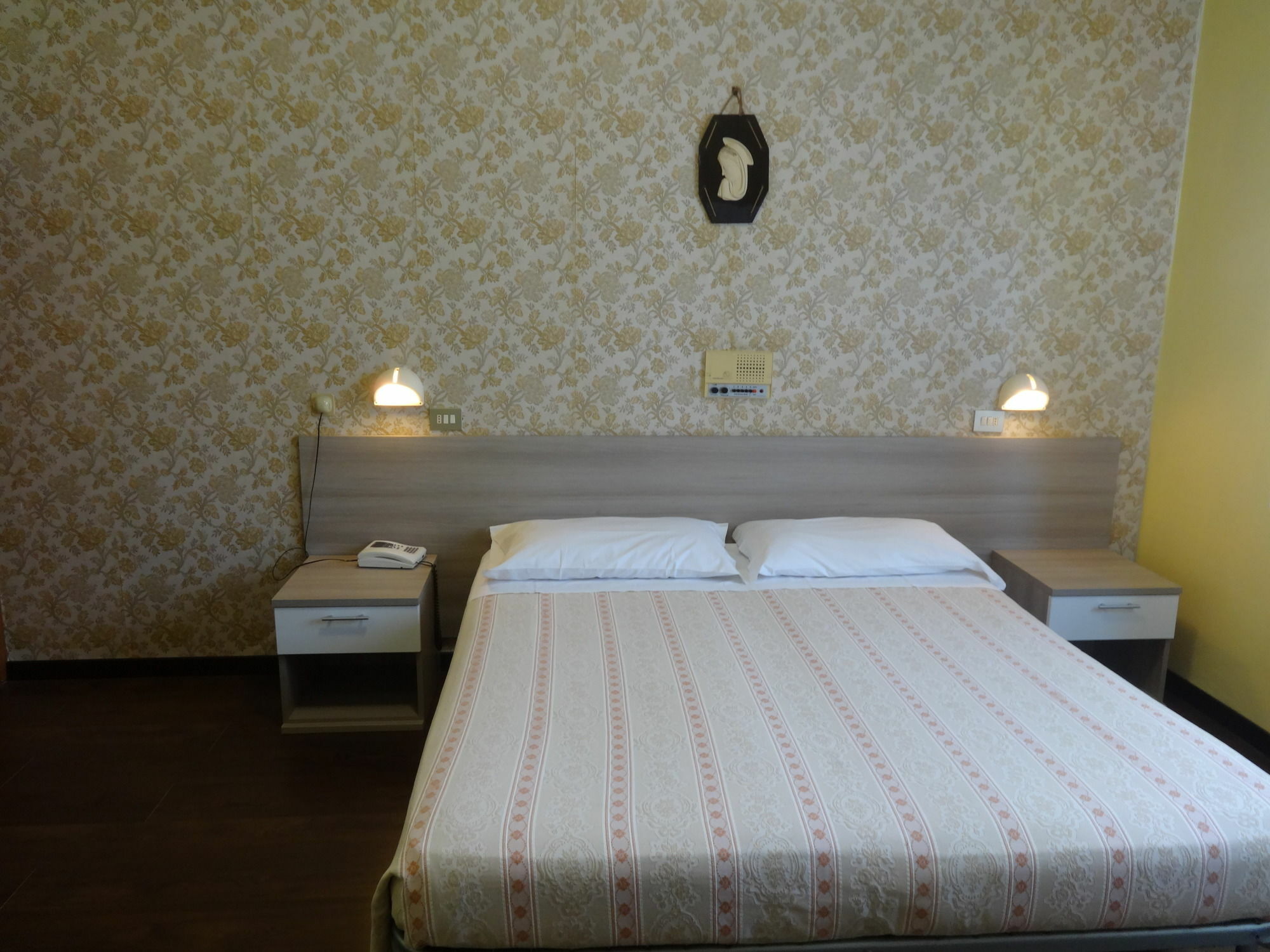 Hotel Saturno Chianciano Terme Exterior photo